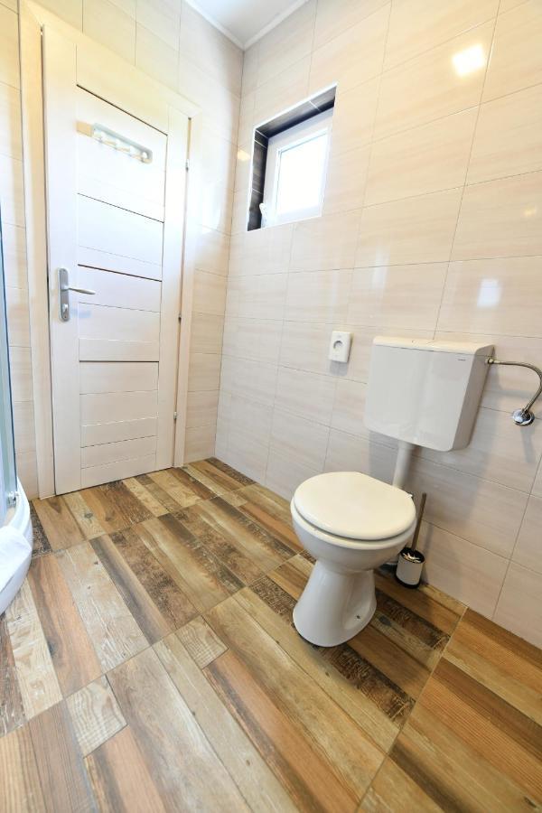 Apartman Doris Rakovica Exterior foto